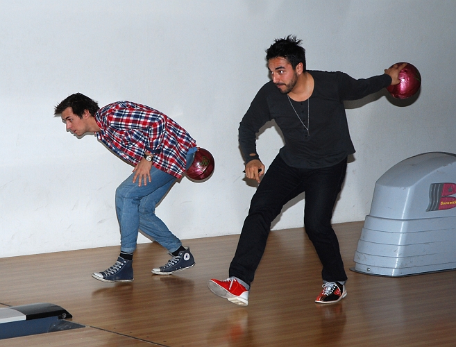 2011_1112_61.JPG - Herrarnas Bowling