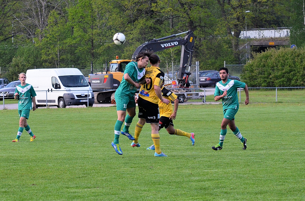 2014_0521_28.JPG - Nickduell efter utspark från målvakten